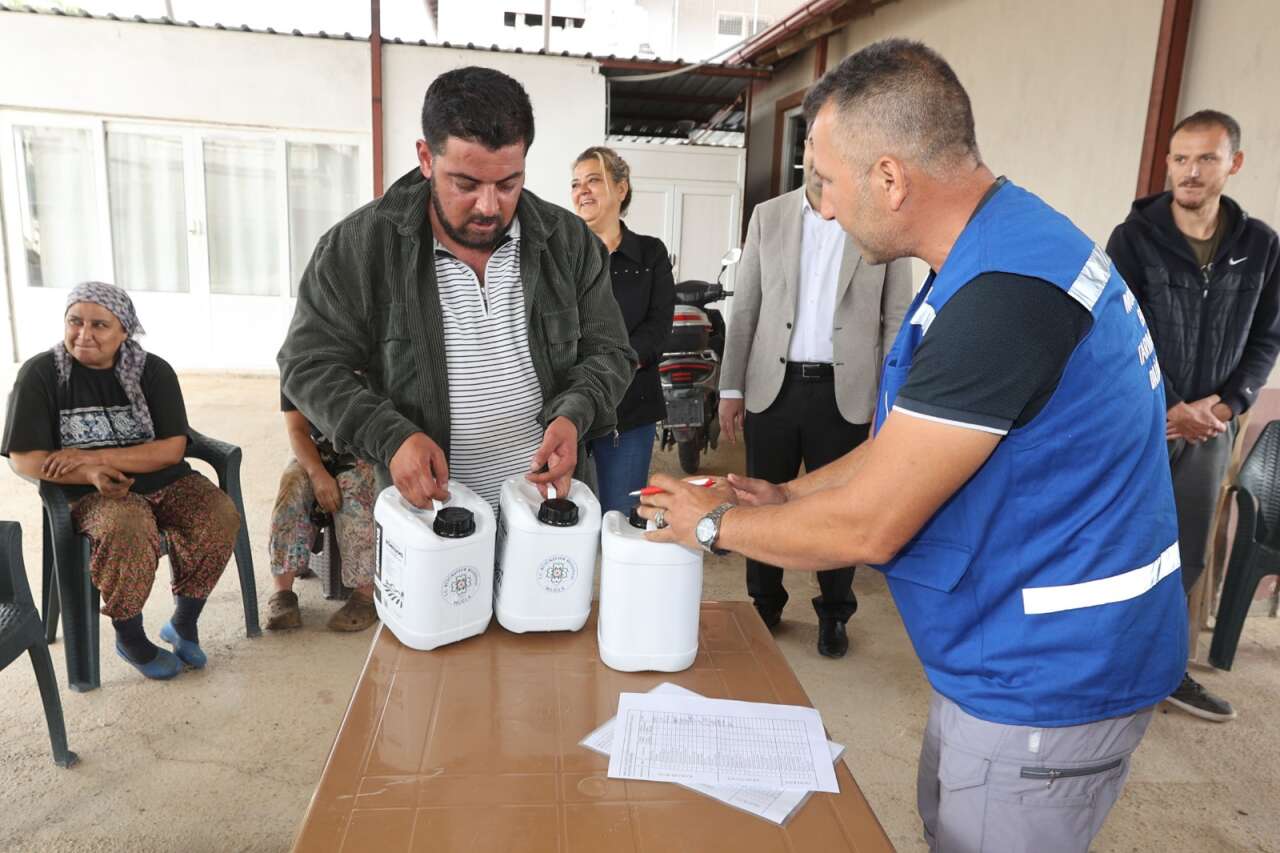 Muğla Büyükşehir'den Tarıma Büyük Destek: Binlerce Üreticiye Fidan, Yem ve Ekipman 3